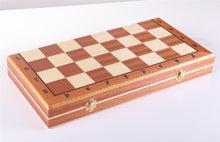 Load image into Gallery viewer, 19.5" Debiut Wooden Chess Set