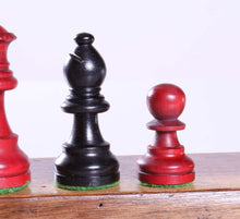 Load image into Gallery viewer, 3" Modern Staunton Pieces in Black and Red
