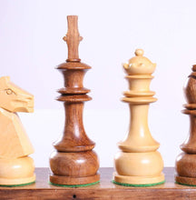 Load image into Gallery viewer, 4 1/2" Staunton Champ Chess Pieces
