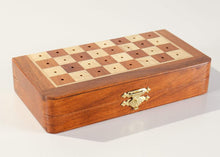 Load image into Gallery viewer, DEAL ITEM: 7.5" Folding Pegged Chess Set
