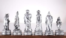 Load image into Gallery viewer, Roman Gladiators Chess Pieces
