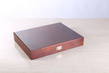 Load image into Gallery viewer, Standard Flat Wood Chess Box
